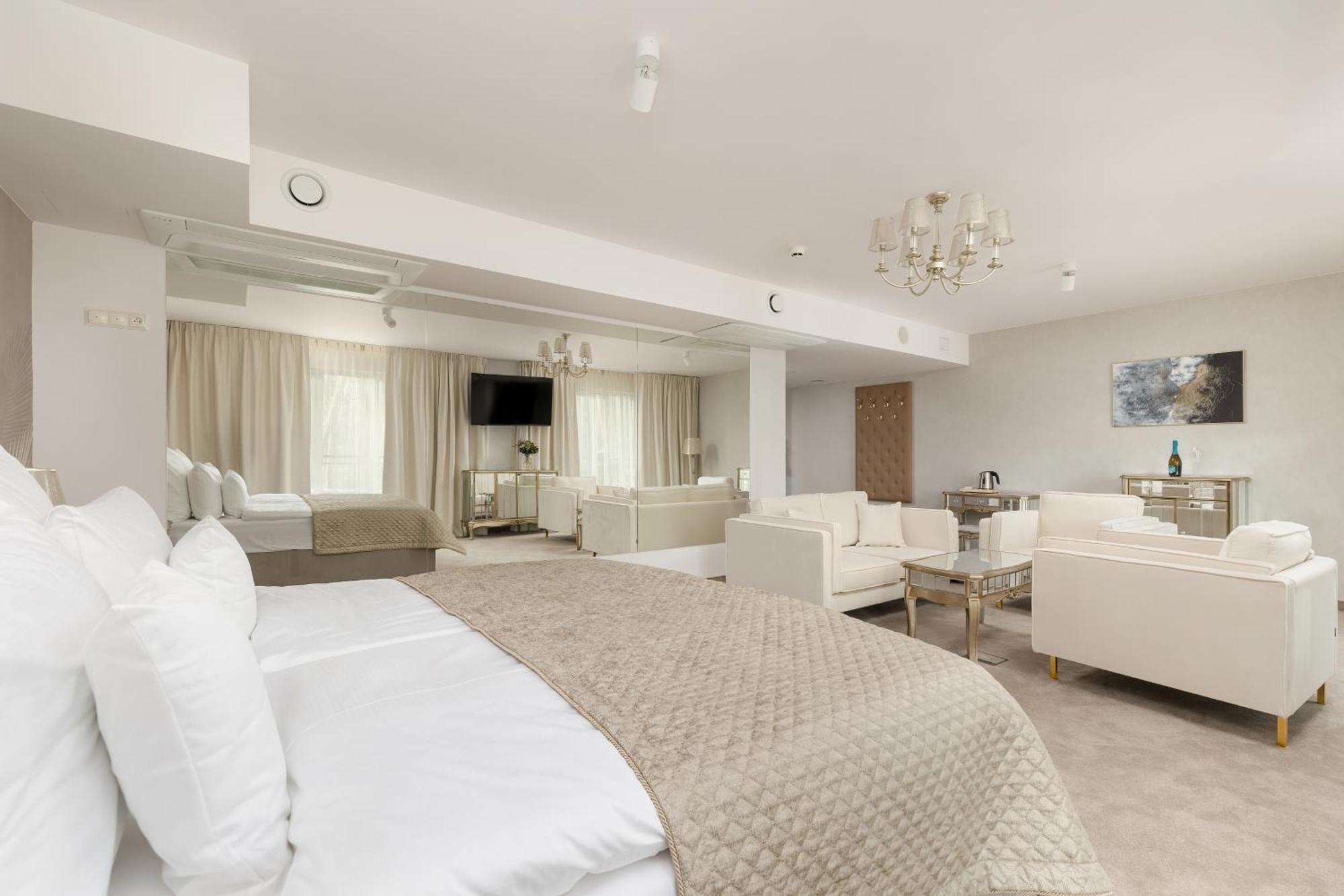 מידז'יוודז'י Juvena Hotel Wellness & Spa Adults Only מראה חיצוני תמונה