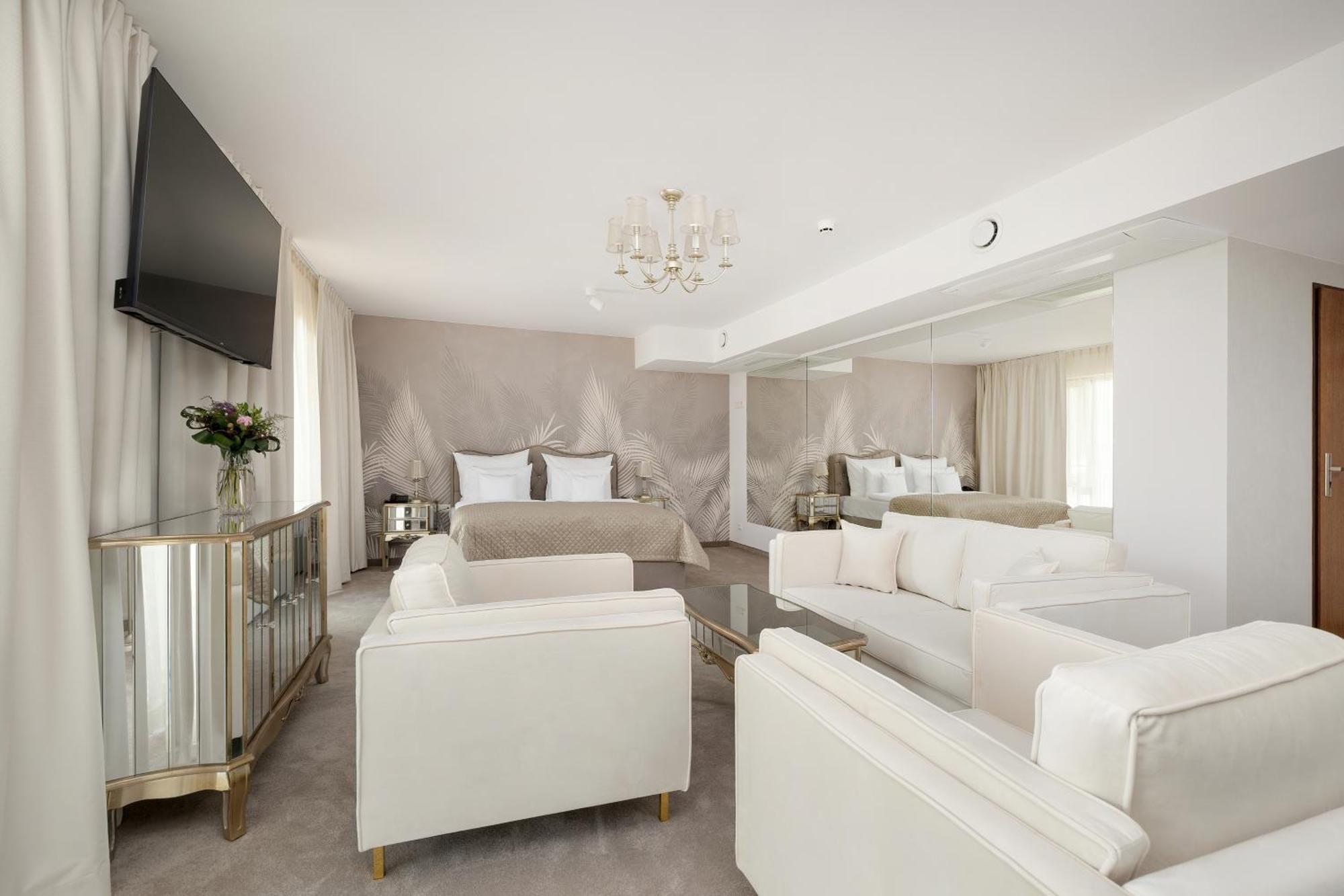 מידז'יוודז'י Juvena Hotel Wellness & Spa Adults Only מראה חיצוני תמונה